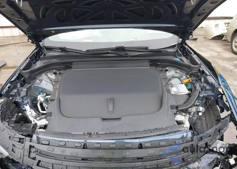 2025 Polestar 3 Long Range Dual Motor/Long Range Dual Motor Performance Plus z USA, uszkodzony, nr VIN 7SYEE3YB1SG026916